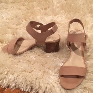 Bar III Block Heel Birdie Blush Sz 9